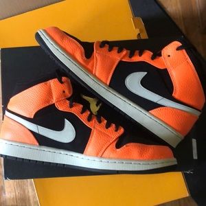 Jordan 1 High
